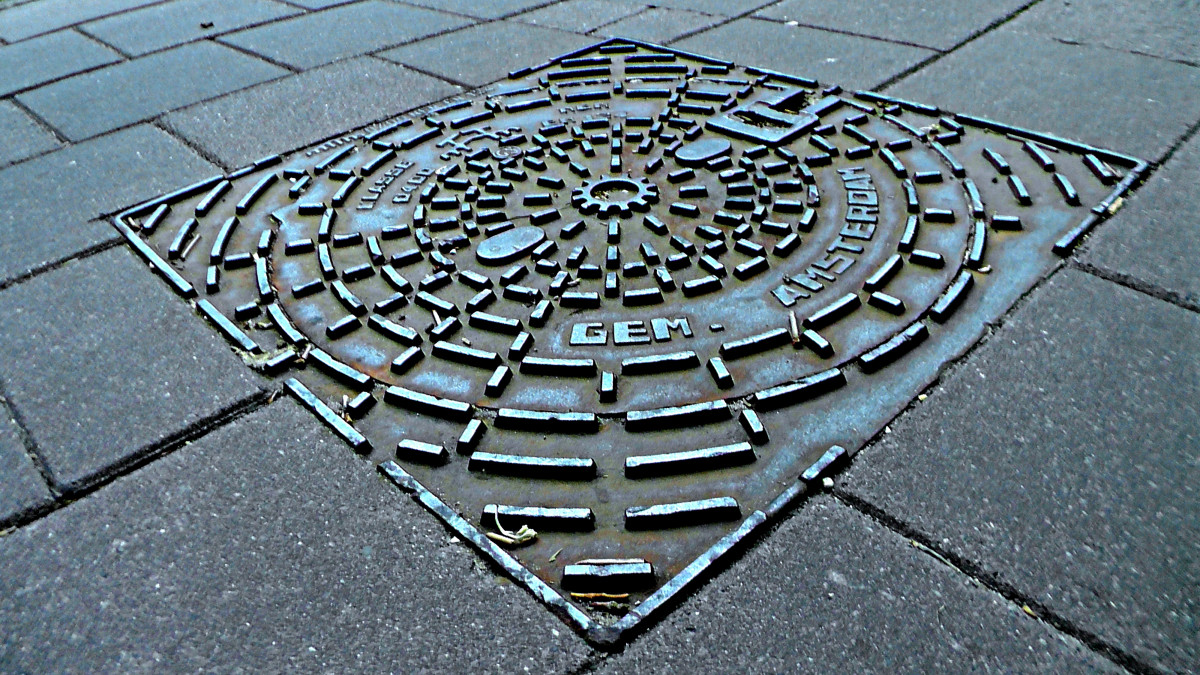 Fotos gratis : calle, urbano, asfalto, subterráneo, línea, cuadrado ...