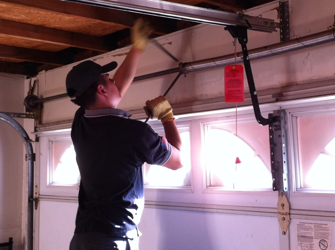 Premium Garage Door Repair Services Near Oviedo