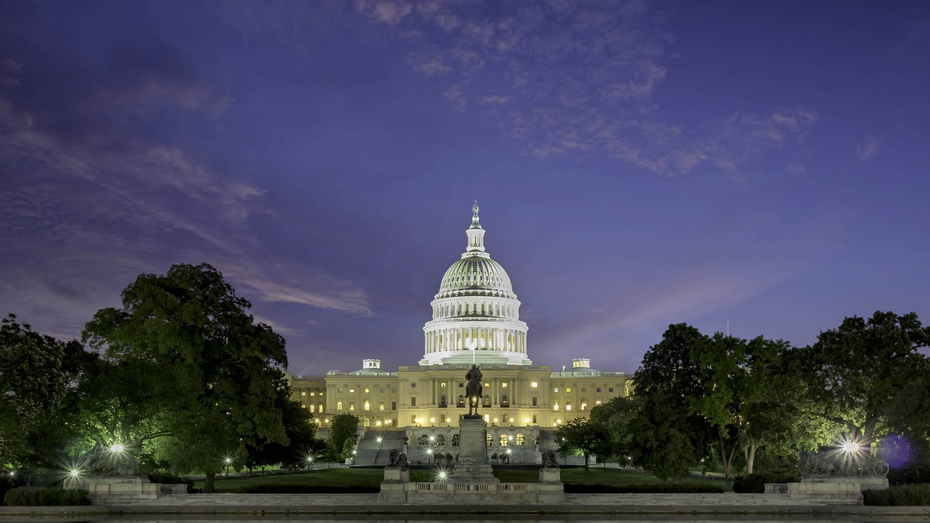 4K time lapse of the United states capitol building, Washington DC, USA ...